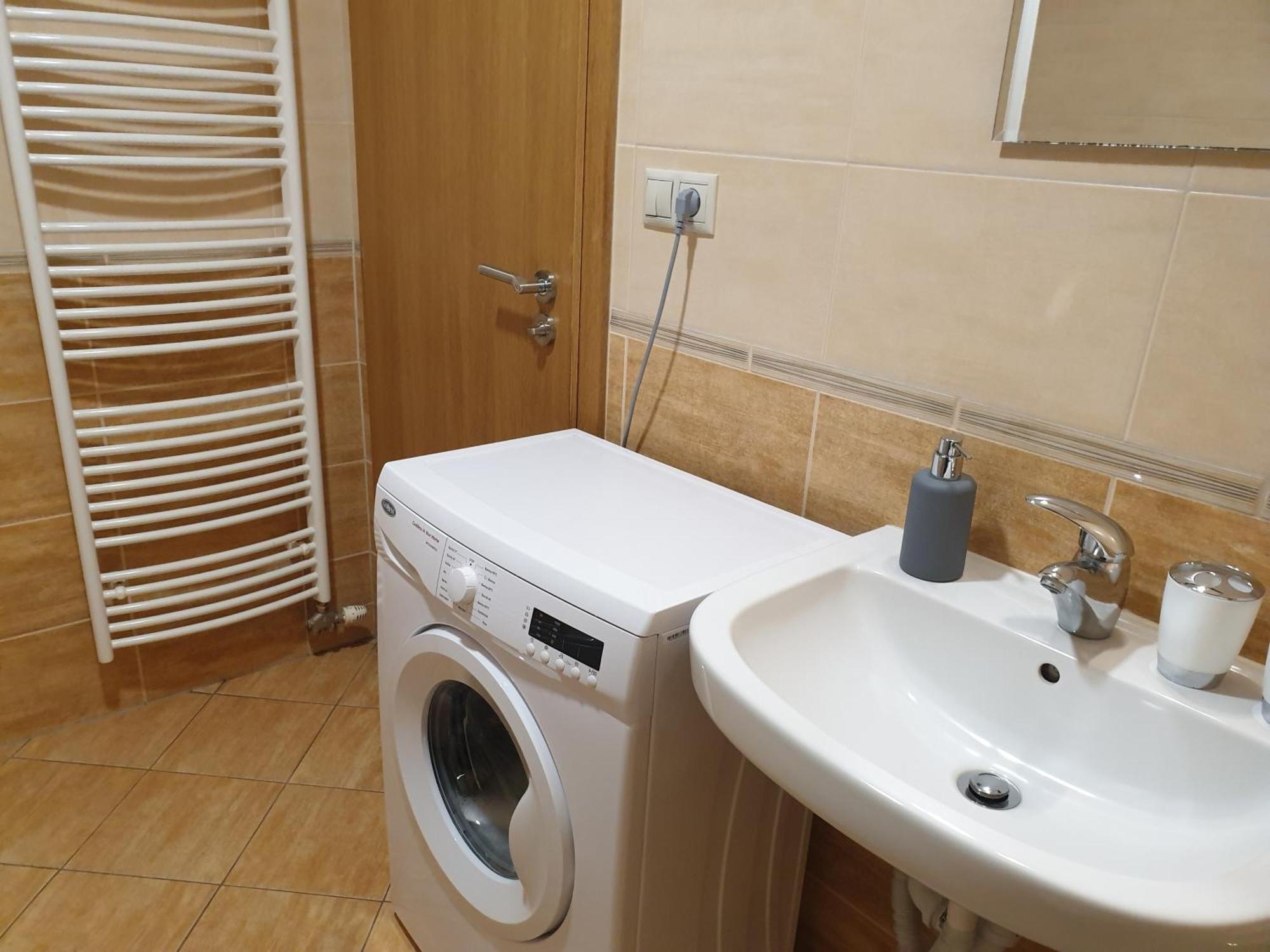 Apartman Slavkov Home & Parking Nová Lesná Exterior foto